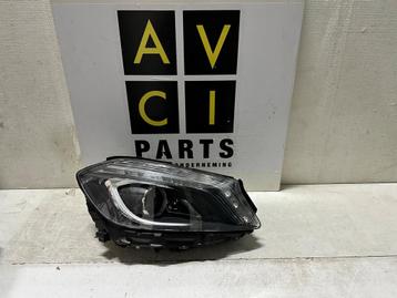 Koplamp Mercedes A klasse W176 xenon ils Rechts A1768200661  beschikbaar voor biedingen