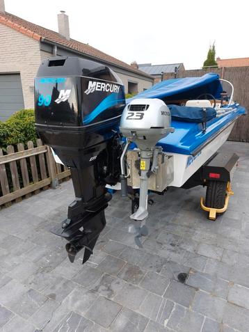 Speedboot 90pk volledig gerenoveerd en vaarklaar met Belgisc beschikbaar voor biedingen