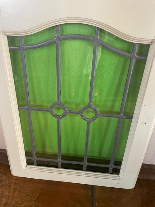 Groen Glas in lood in een houten kader, Doe-het-zelf en Bouw, Glas en Ramen, Gebruikt, Gevelraam of Ruit, Minder dan 80 cm, Minder dan 80 cm
