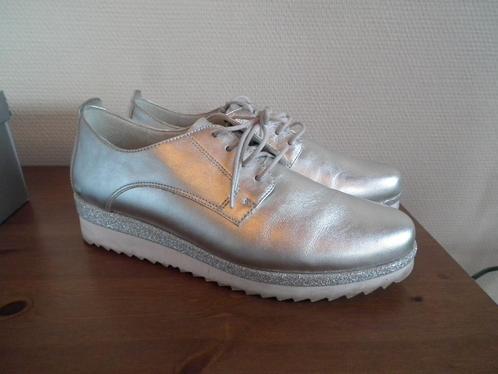 Chaussures en cuir argent. pour femme. Pointure 41 (Gabor), Vêtements | Femmes, Chaussures, Comme neuf, Chaussures basses, Autres couleurs