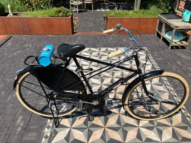 NASSETTI BRUNETTA 'IL PELLEGRINO', Vélos & Vélomoteurs, Vélomoteurs & Scooters bridés, Enlèvement