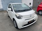 Toyota IQ 1.3 VVT-I Navi, Autos, Toyota, Carnet d'entretien, Berline, Achat, Verrouillage centralisé sans clé