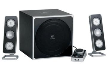 Boxen met subwoofer beschikbaar voor biedingen