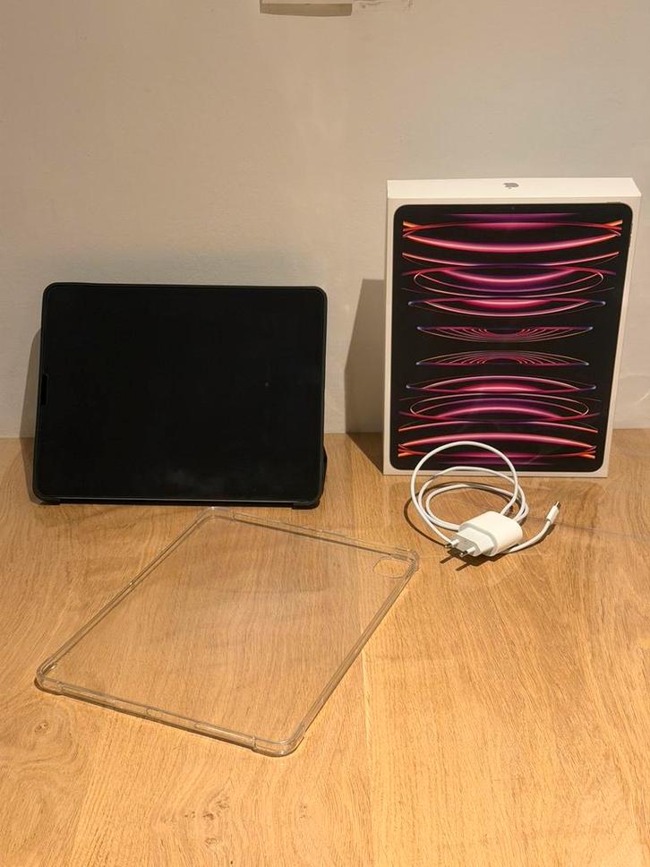 Ipad pro 12.9 6e génération, Informatique & Logiciels, Apple iPad Tablettes, Comme neuf, Enlèvement ou Envoi