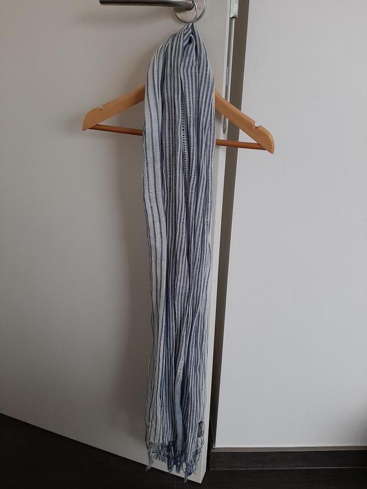 Sjaal Tumble 'n dry, Kinderen en Baby's, Kinderkleding | Mutsen, Sjaals en Handschoenen, Zo goed als nieuw, Sjaal, Jongen, Ophalen