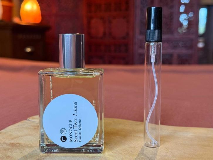 Comme des Garçons - Laurel sample/decant, Handtassen en Accessoires, Uiterlijk | Parfum, Nieuw, Ophalen of Verzenden