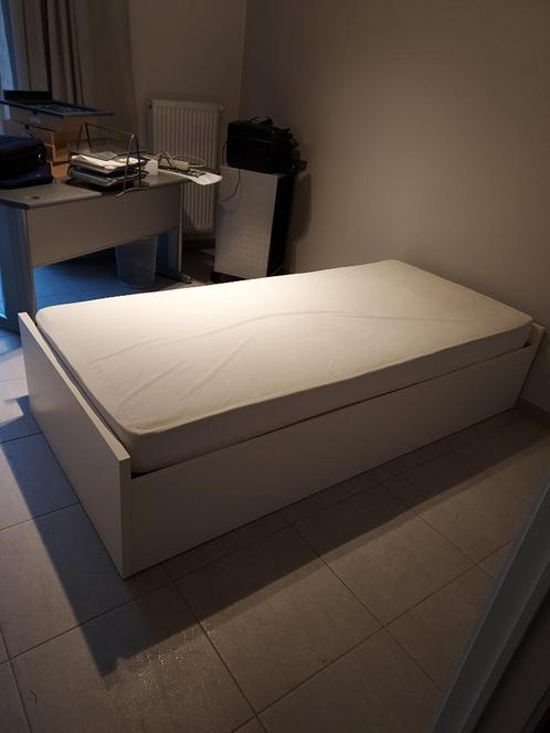 Lit banquette blanc IKEA - 1 personne, Maison & Meubles, Chambre à coucher | Lits, Comme neuf, Une personne, 80 cm, 200 cm, Autres matériaux
