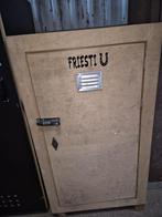 Te koop: stevige en veilige zadelkast, Dieren en Toebehoren, Stalling en Weidegang, Accessoires