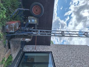 Bouwlift beschikbaar voor biedingen