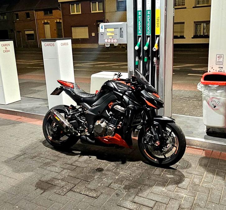 Kawasaki z1000, Motoren, Motoren | Kawasaki, Particulier, Naked bike, meer dan 35 kW, 4 cilinders, ABS, Electronisch instelbare dempers