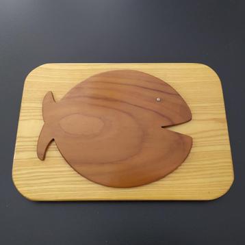 houten vis beschikbaar voor biedingen