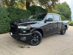 Dodge Ram Model 2025 Laramie Night premium €79.900 ,- exc, Auto's, Dodge, Automaat, Zwart, Particulier, SUV of Terreinwagen