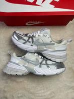 Nike V2K Run Metallic Silver (38.5), Wit, Nike, Nieuw, Ophalen of Verzenden