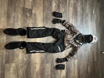Motorkleding beschikbaar voor biedingen