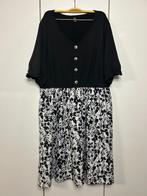 Shein Curve zwart-witte jurk - Maat 2XL ---, Shein, Ophalen of Verzenden, Onder de knie, Zo goed als nieuw