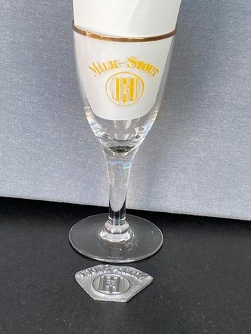 Geel gezuurd glas & drukstempel MILK STOUT brouwerij LAMOT beschikbaar voor biedingen