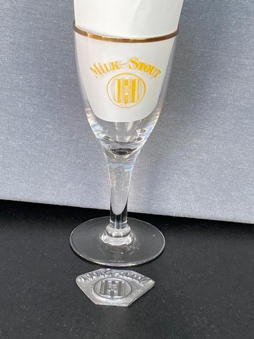 Geel gezuurd glas & drukstempel MILK STOUT brouwerij LAMOT, Verzamelen, Biermerken, Zo goed als nieuw, Glas of Glazen, Ophalen of Verzenden