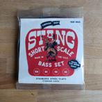 LaBella short scale Mustang flats, Musique & Instruments, Instruments à corde | Guitares | Basses, Enlèvement ou Envoi