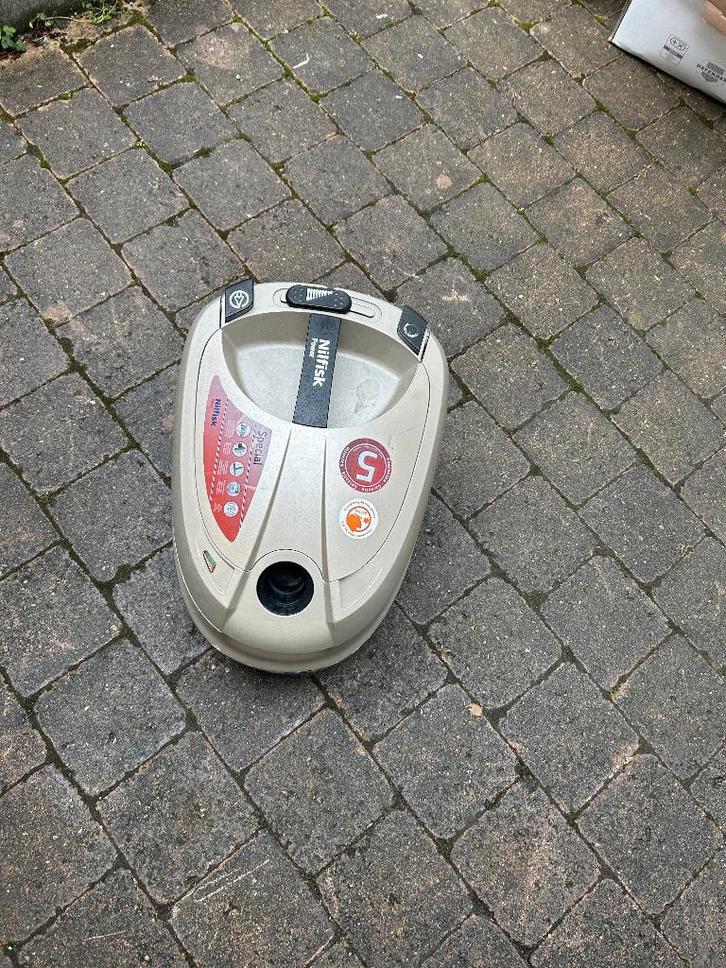 Différent aspirateurs sans accessoires, Electroménager, Aspirateurs, Utilisé, Aspirateur, Enlèvement ou Envoi