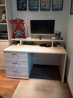 Zeer stevig bureau met drie laden in grey oak, Huis en Inrichting, Bureaus, Ophalen, Gebruikt, Bureau