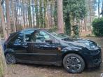 Ford Fiesta 3 deurs - Direct beschikbaar- 0471 89 89 30, Auto's, Voorwielaandrijving, Zwart, Handgeschakeld, Grijs