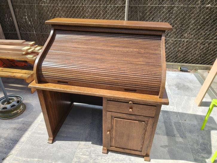 Houten bureau met rolluik (bxdxh = 118 x 75 x 121), Huis en Inrichting, Bureaus, Gebruikt, Bureau, Ophalen