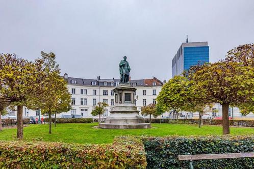 Maison à vendre à Bruxelles, 5 chambres, Immo, Huizen en Appartementen te koop, Vrijstaande woning