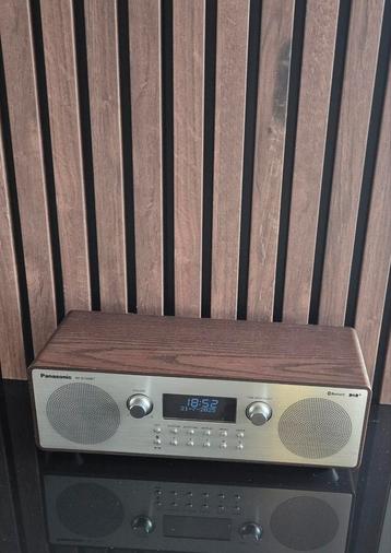 Panasonic RF-D100BT Bluetooth DAD+, Enlèvement, Comme neuf