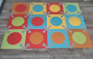 Skip Hop foam tiles beschikbaar voor biedingen