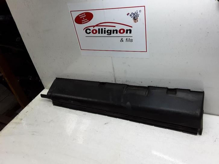 GARNITURE SEUIL DE PORTE Golf III (1H1) (1H0853900), Autos : Pièces & Accessoires, Carrosserie & Tôlerie, Volkswagen, Utilisé