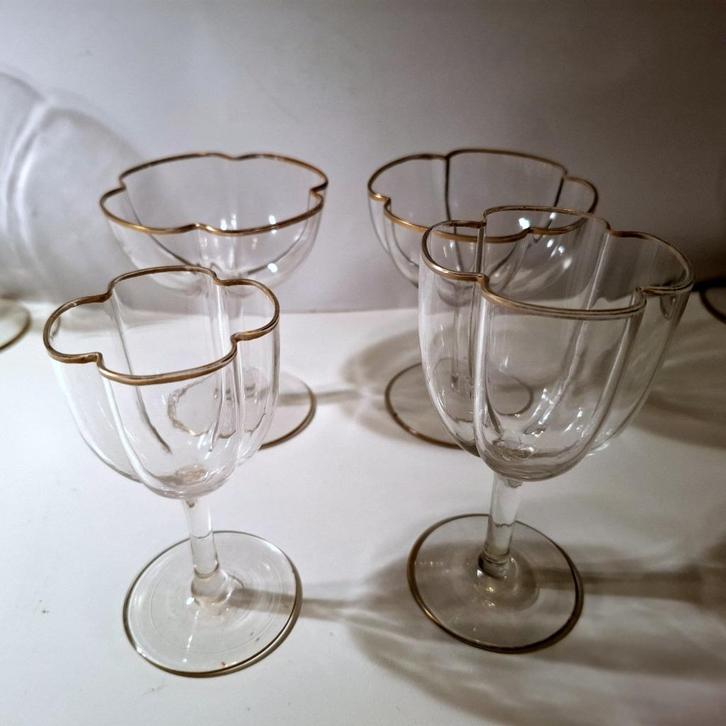 4 Moser of Lobmeyr gelobde kristallen wijnglazen vintage, Antiek en Kunst, Antiek | Glaswerk en Kristal, Verzenden