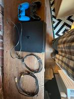 Playstation 4 slim+2 controlers en een draadloze koptelefoon, Games en Spelcomputers, Ophalen, Met 2 controllers, Zo goed als nieuw
