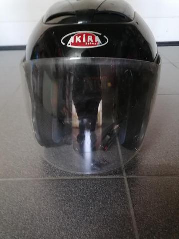 helm beschikbaar voor biedingen