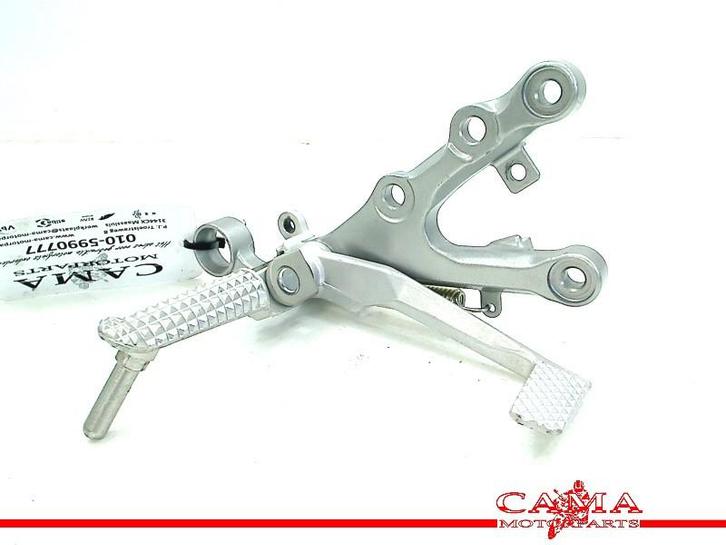 SCHETSPLAAT RECHTS VOOR YZF R6 2008-2013 (YZF-R6 13S 1JS), Motoren, Onderdelen | Yamaha, Gebruikt