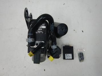 VW Tiguan 571 Standkachel 5QF815005 Benzine beschikbaar voor biedingen