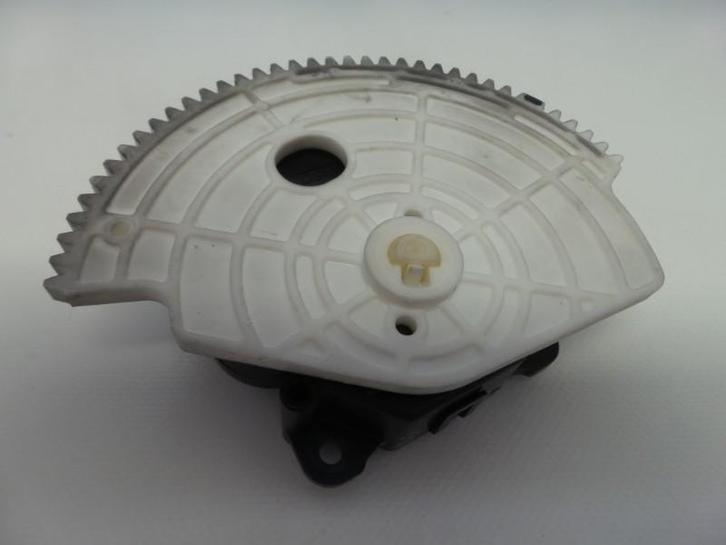 KACHELSTELMOTOR Prius (ZVW3) (|0638000172PLS|8710642100|), Auto-onderdelen, Airco en Verwarming, Toyota, Gebruikt