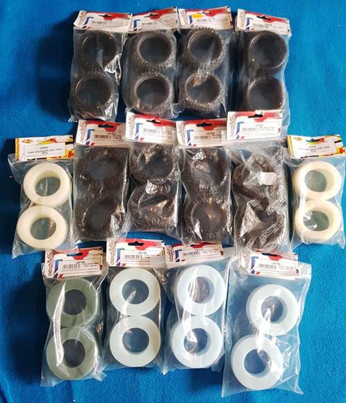 Lot van Nieuwe Schumacher 'Mini Spike' achterbanden/inserts, Hobby en Vrije tijd, Modelbouw | Radiografisch | Auto's, Nieuw, Auto offroad