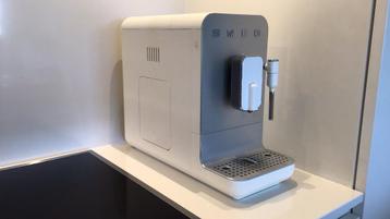 SMEG, Machine à espresso, Tuyau à Vapeur, Café en grains, Comme neuf