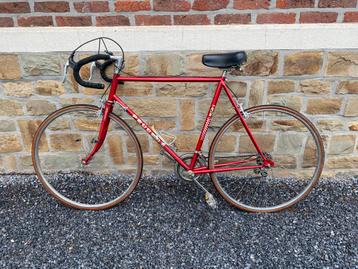 Vélo de route Peugeot beschikbaar voor biedingen
