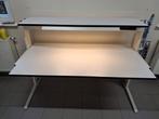 In de hoogte verstelbare werktafel., Huis en Inrichting, Ophalen, Zo goed als nieuw