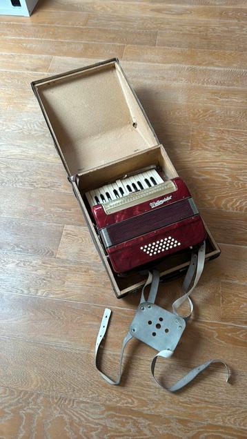 Accordéon Weltmeister, Musique & Instruments, Utilisé, Accordéon à boutons, Weltmeister, Avec valise
