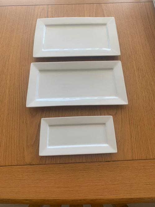 Gezellige en trendy rechthoekige borden, Huis en Inrichting, Keuken | Servies, Zo goed als nieuw, Ophalen