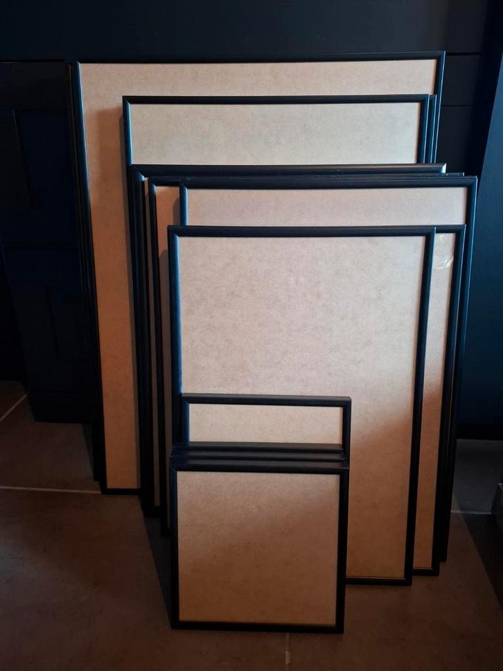 Diverse kaders, Huis en Inrichting, Woonaccessoires | Lijsten, Zo goed als nieuw, Kunststof, Ophalen
