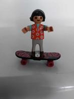 Playmobil : petit garçon sur skateboard. Très bon état, Enfants & Bébés, Jouets | Playmobil, Comme neuf, Enlèvement, Playmobil en vrac