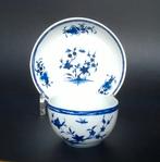 Pochon et soucoupe en porcelaine de Tournai, Enlèvement ou Envoi