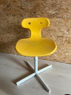 Chaise de bureau IKEA, Enfants & Bébés, Chambre d'enfant | Tables & Chaises, Comme neuf