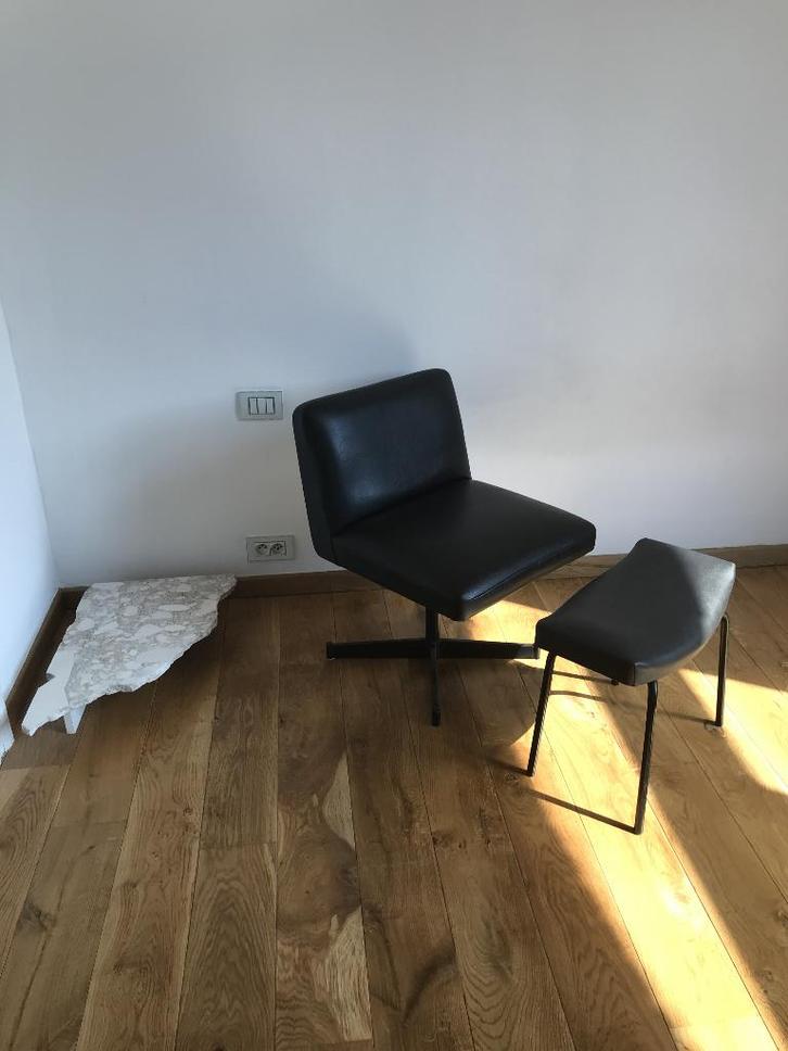 Chaise longue + pouf, Maison & Meubles, Canapés | Sofas & Chaises Longues, Comme neuf, Une personne, Moins de 150 cm, Moins de 75 cm