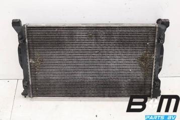 Radiateur Audi A4 8E 8E0121251A