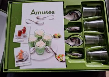 Cadeau box recepten boekje en glaasjes en lepeltjes 4 p beschikbaar voor biedingen