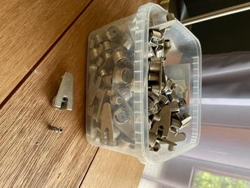 kast mounts beschikbaar voor biedingen